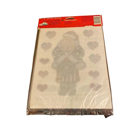 Vintage Plaid Christmas Iron On Transfer Americana Santa WM57400 Holiday New - Picture 2 of 2